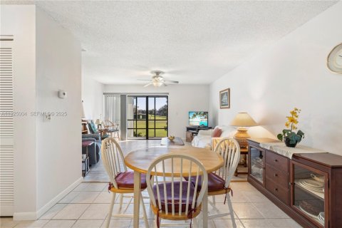 Купить кондоминиум в Мелборн, Флорида 5 комнат, 94.76м2, № 1983476 - фото 6