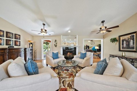 Villa ou maison à vendre à Sarasota, Floride: 3 chambres, 175.68 m2 № 2147808 - photo 5