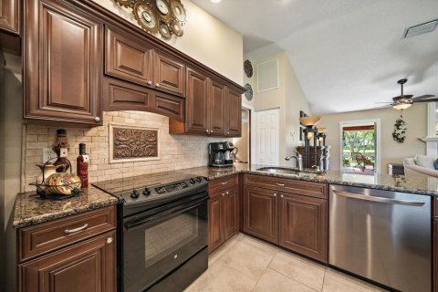 Villa ou maison à vendre à Sarasota, Floride: 3 chambres, 175.68 m2 № 2147808 - photo 3