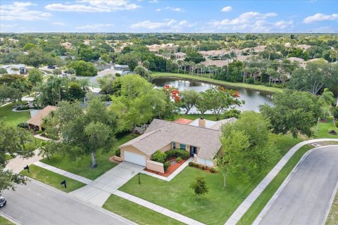 Villa ou maison à Sarasota, Floride 3 chambres, 175.68 m2 № 2147808