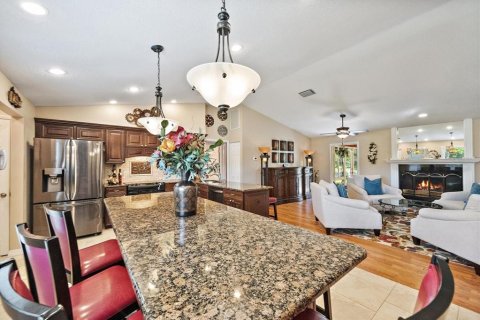 Villa ou maison à vendre à Sarasota, Floride: 3 chambres, 175.68 m2 № 2147808 - photo 4