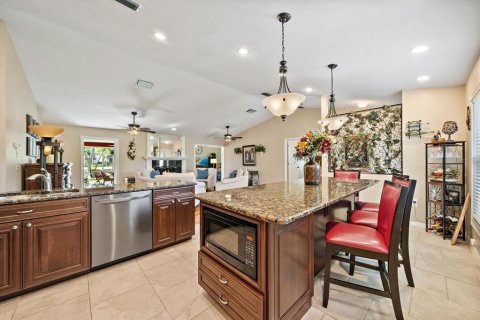 Villa ou maison à vendre à Sarasota, Floride: 3 chambres, 175.68 m2 № 2147808 - photo 14