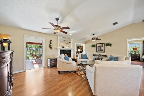 Villa ou maison à vendre à Sarasota, Floride: 3 chambres, 175.68 m2 № 2147808 - photo 10
