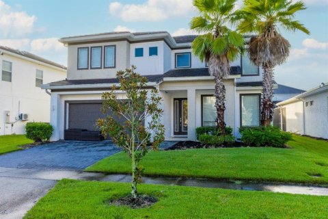 Casa en Kissimmee, Florida 5 dormitorios, 284.93 m2 № 2115041
