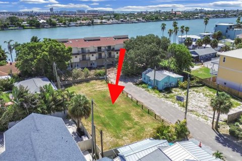 Land in Treasure Island, Florida № 2310114