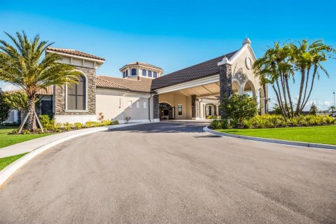 Condo in Bradenton, Florida, 3 bedrooms in LAKEWOOD NATIONAL  № 2136270 - photo 28