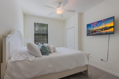 Condo in Bradenton, Florida, 3 bedrooms in LAKEWOOD NATIONAL  № 2136270 - photo 16