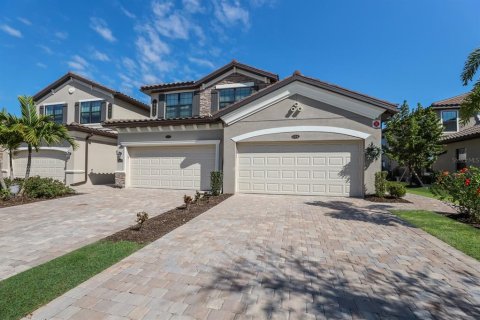 Condo in Bradenton, Florida, 3 bedrooms in LAKEWOOD NATIONAL  № 2136270