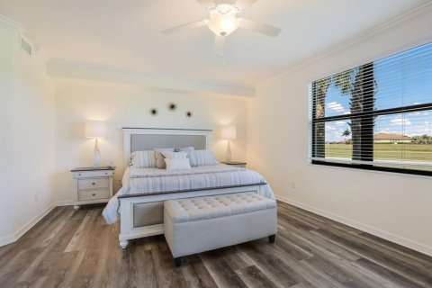 Condo in Bradenton, Florida, 3 bedrooms in LAKEWOOD NATIONAL  № 2136270 - photo 18