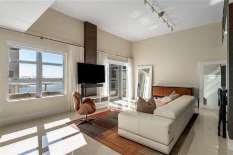 Купить кондоминиум в Майами-Бич, Флорида 2 спальни, 105.26м2, № 2064156 - фото 3