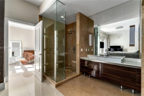 Купить кондоминиум в Майами-Бич, Флорида 2 спальни, 105.26м2, № 2064156 - фото 11