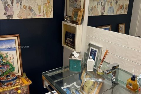 Condominio en venta en Miami, Florida, 3 dormitorios, 143.63 m2 № 2191992 - foto 30