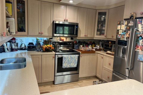 Condominio en venta en Miami, Florida, 3 dormitorios, 143.63 m2 № 2191992 - foto 22