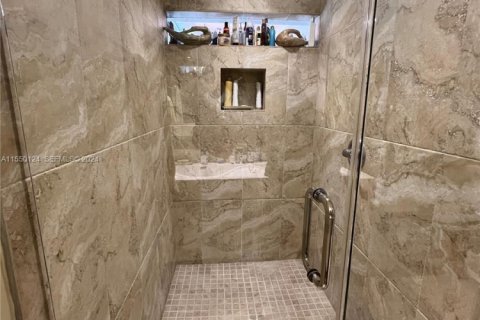 Condominio en venta en Miami, Florida, 3 dormitorios, 143.63 m2 № 2191992 - foto 4