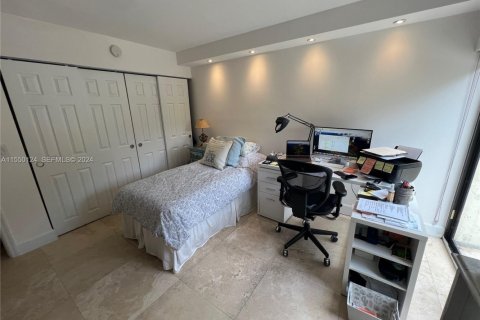 Condominio en venta en Miami, Florida, 3 dormitorios, 143.63 m2 № 2191992 - foto 9