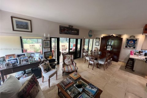 Condominio en venta en Miami, Florida, 3 dormitorios, 143.63 m2 № 2191992 - foto 25