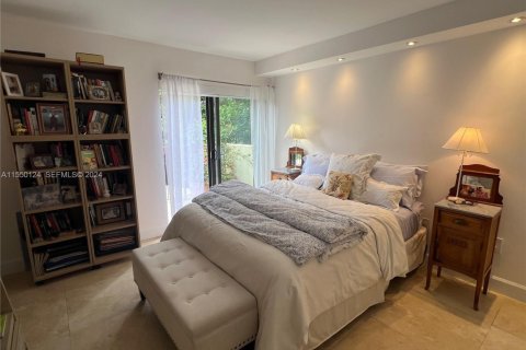 Condominio en venta en Miami, Florida, 3 dormitorios, 143.63 m2 № 2191992 - foto 12