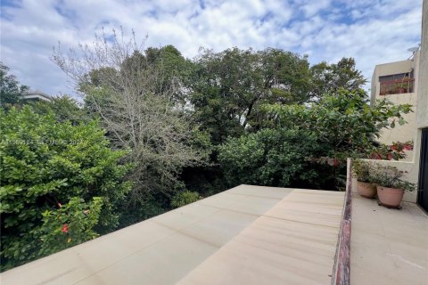 Condominio en venta en Miami, Florida, 3 dormitorios, 143.63 m2 № 2191992 - foto 14
