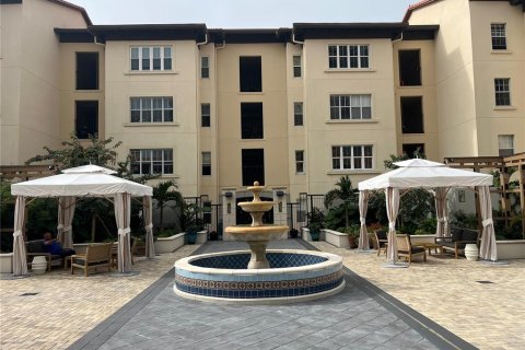 Condominio en venta en Saint Petersburg, Florida, 3 dormitorios, 127.18 m2 № 1796004 - foto 1