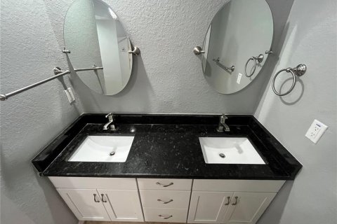 Condominio en venta en Saint Petersburg, Florida, 3 dormitorios, 127.18 m2 № 1796004 - foto 27