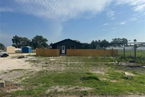 Commercial property in Leesburg, Florida 115.38 sq.m. № 1531325 - photo 2