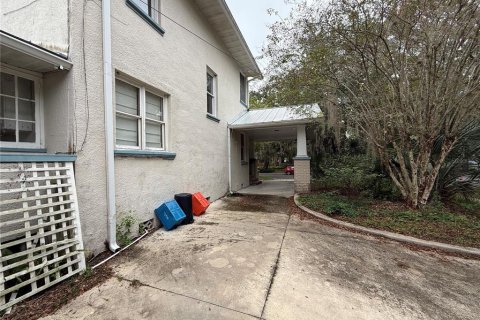 House in Gainesville, Florida 5 bedrooms, 224.82 sq.m. № 2130840 - photo 16