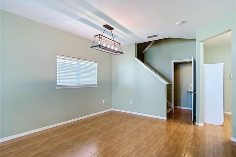 Villa ou maison à vendre à Tampa, Floride: 4 chambres, 160.16 m2 № 2312298 - photo 7