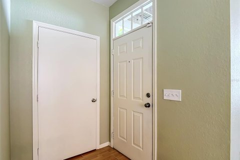 Villa ou maison à vendre à Tampa, Floride: 4 chambres, 160.16 m2 № 2312298 - photo 5