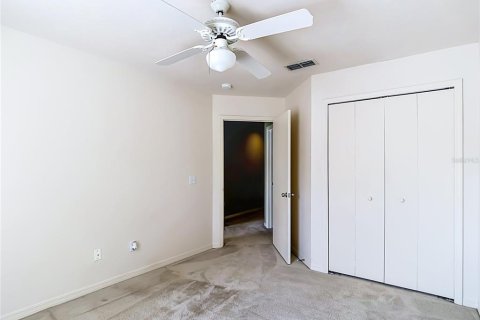 Villa ou maison à vendre à Tampa, Floride: 4 chambres, 160.16 m2 № 2312298 - photo 24