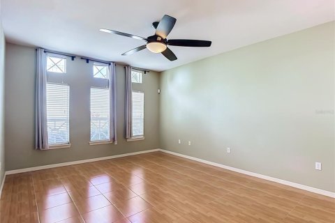 Villa ou maison à vendre à Tampa, Floride: 4 chambres, 160.16 m2 № 2312298 - photo 8