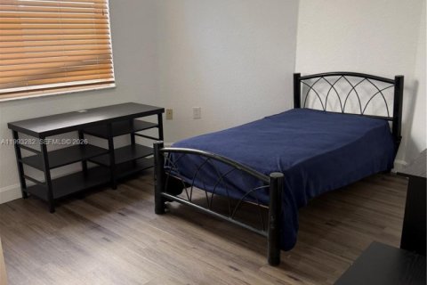 Casa en venta en Homestead, Florida, 3 dormitorios, 130.81 m2 № 2058588 - foto 19