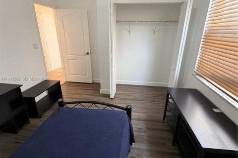 Casa en venta en Homestead, Florida, 3 dormitorios, 130.81 m2 № 2058588 - foto 20