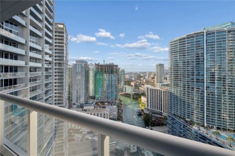 Condo in Miami, Florida, 1 bedroom  № 2170473 - photo 21