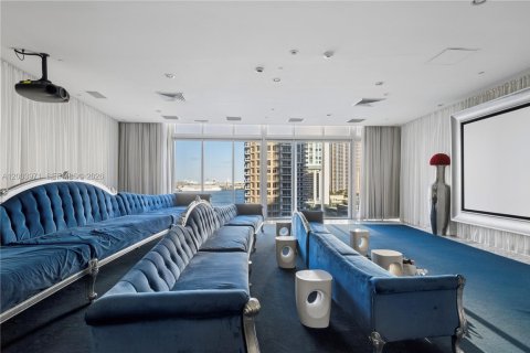 Condo in Miami, Florida, 1 bedroom  № 2170473 - photo 26