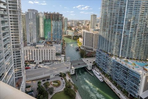 Condo in Miami, Florida, 1 bedroom  № 2170473 - photo 18