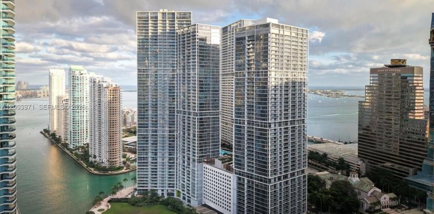 Condo in Miami, Florida, 1 bedroom  № 2170473