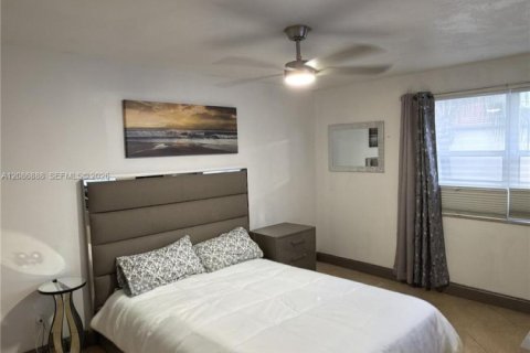 Apartment in Pembroke Pines, Florida 1 bedroom, 78.32 sq.m. № 2357618 - photo 10