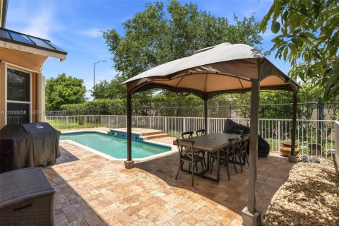 Casa en venta en Miramar, Florida, 5 dormitorios, 313.17 m2 № 2251414 - foto 20