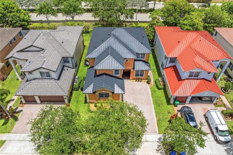 Casa en venta en Miramar, Florida, 5 dormitorios, 313.17 m2 № 2251414 - foto 4