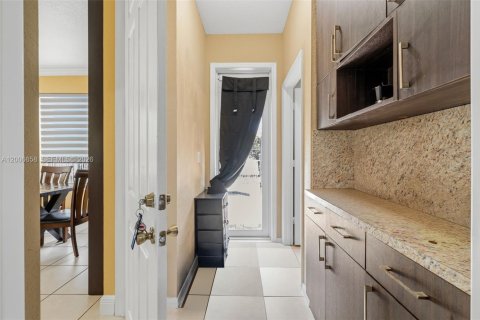 Casa en venta en Miramar, Florida, 5 dormitorios, 313.17 m2 № 2251414 - foto 27