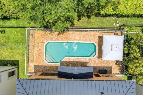 Casa en venta en Miramar, Florida, 5 dormitorios, 313.17 m2 № 2251414 - foto 19