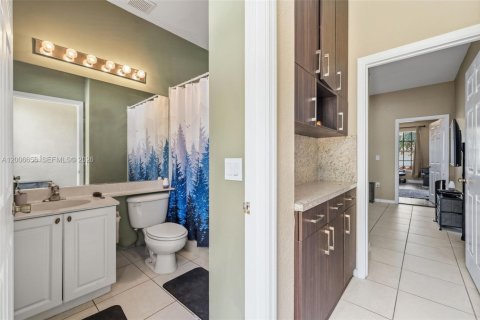 Casa en venta en Miramar, Florida, 5 dormitorios, 313.17 m2 № 2251414 - foto 26