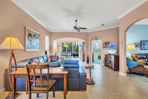 House in Venice, Florida 3 bedrooms, 180.42 sq.m. № 1548334 - photo 6