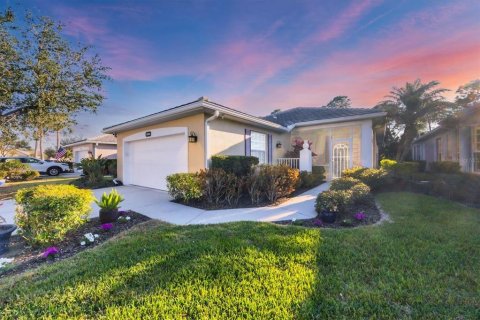 House in Venice, Florida 3 bedrooms, 180.42 sq.m. № 1548334 - photo 1