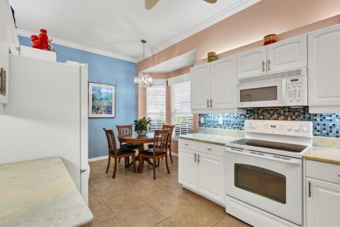 House in Venice, Florida 3 bedrooms, 180.42 sq.m. № 1548334 - photo 18