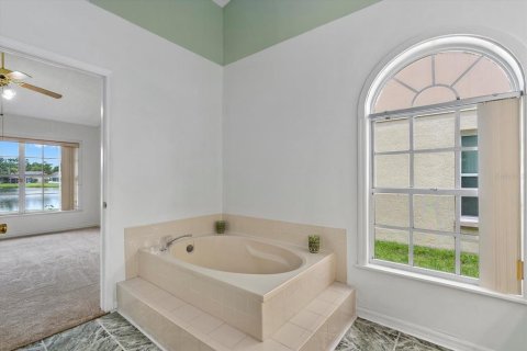 Villa ou maison à vendre à Brandon, Floride: 3 chambres, 124.86 m2 № 1810644 - photo 11