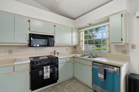 Villa ou maison à vendre à Brandon, Floride: 3 chambres, 124.86 m2 № 1810644 - photo 7