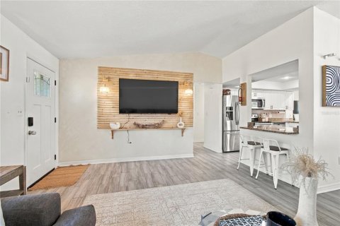 Villa ou maison à vendre à Largo, Floride: 4 chambres, 166.48 m2 № 2432693 - photo 13