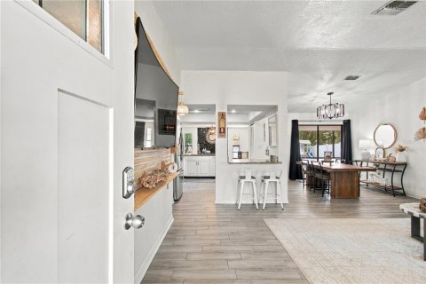 Villa ou maison à vendre à Largo, Floride: 4 chambres, 166.48 m2 № 2432693 - photo 9
