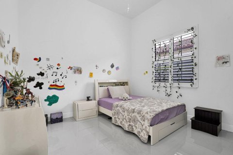 Снять в аренду виллу или дом в Купер-Сити, Флорида 4 спальни, 285.77м2, № 1924077 - фото 23